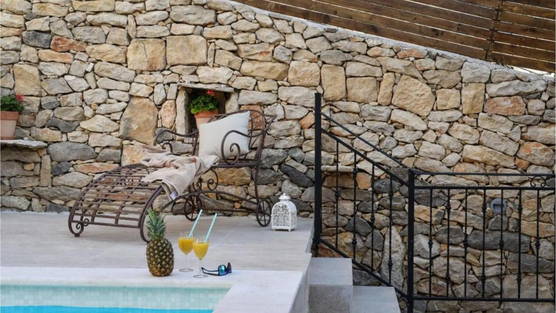 Stone Villa Aura With Pool Vrana  0*, Vrana (Zadar)