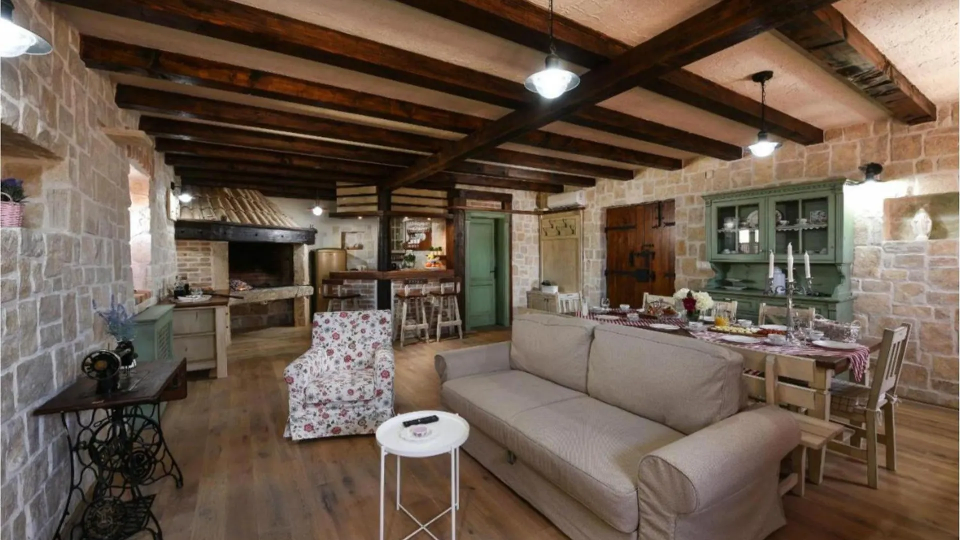 Stone Villa Aura With Pool Vrana